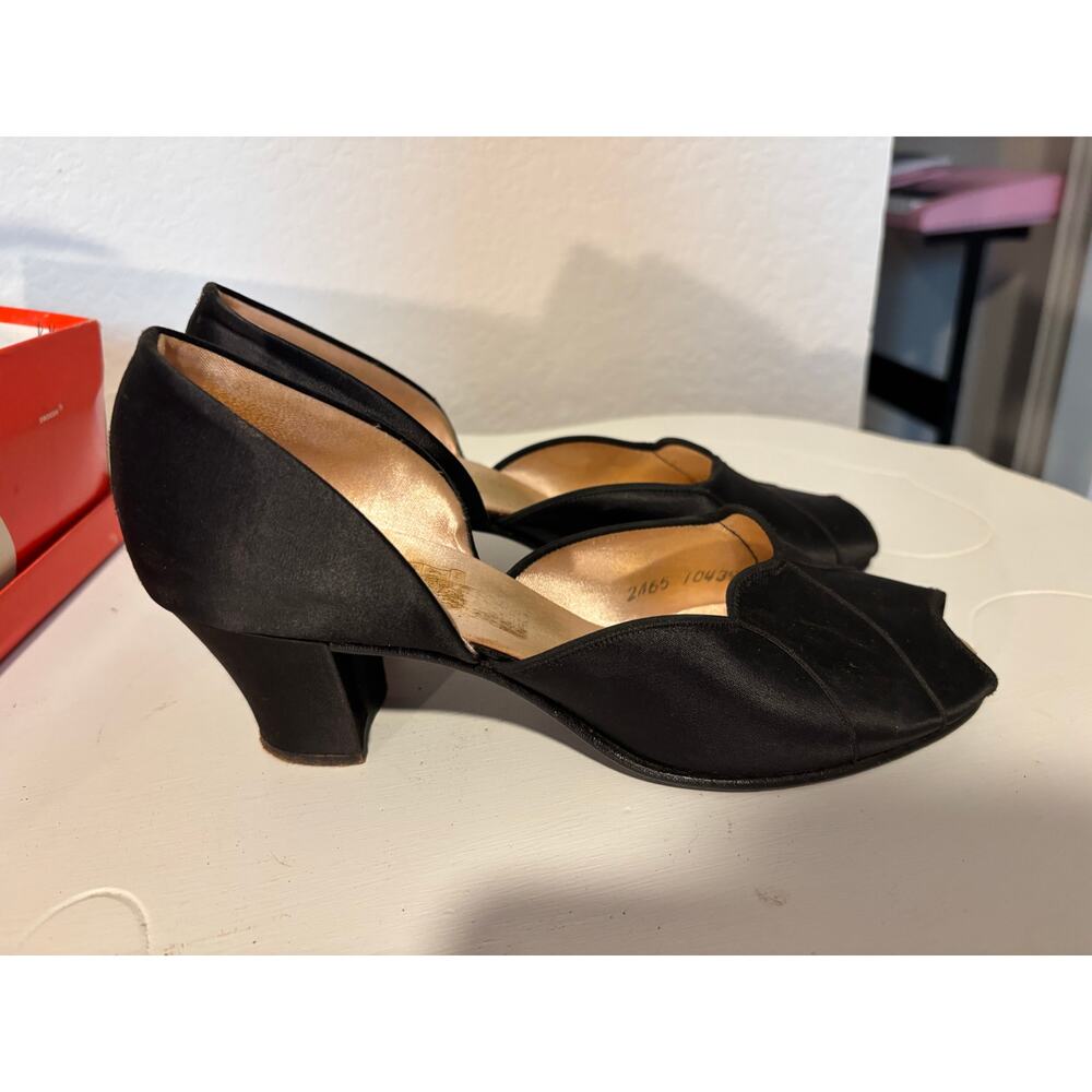 Vintage Black Satin Daniel Green 1940’s Boudoir Slipper Heels - Picture 4 of 11
